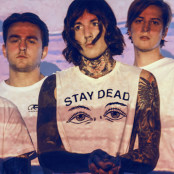 Bring Me The Horizon - Happy Song (Live From Leeds Festival 2015)