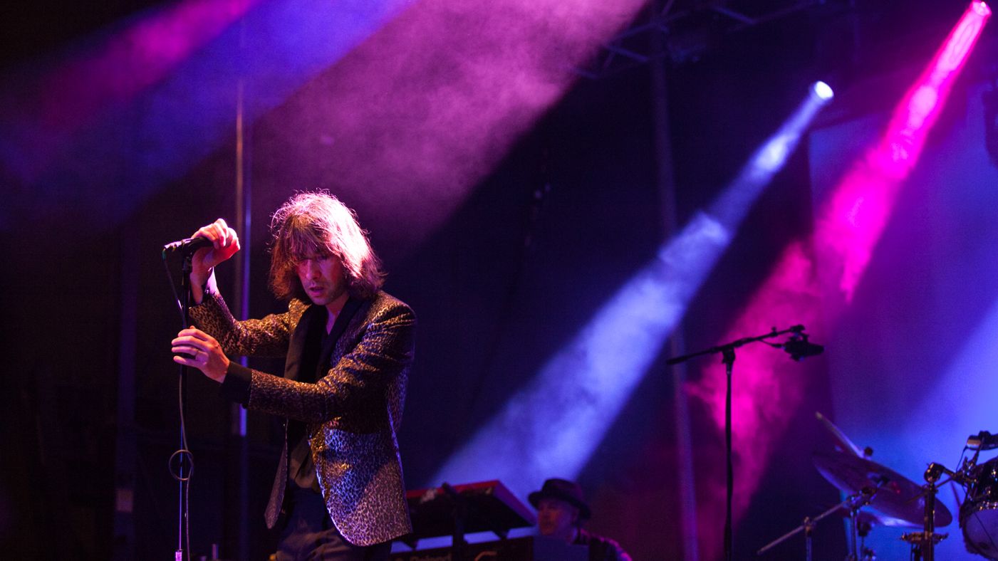 1401x788-050915_RS_LevitationFestival_PrimalScream_EbruYildiz_4